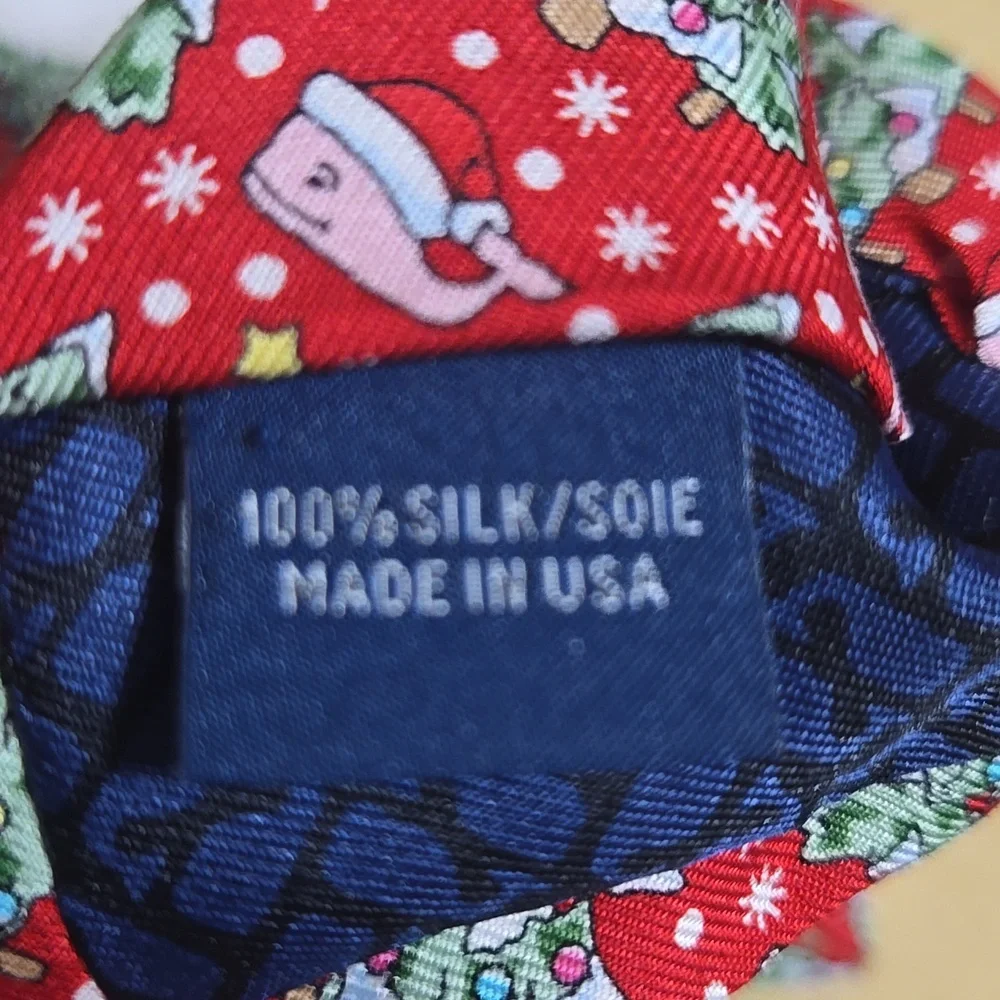 Vineyard Vines Boys Red Holiday Whaleland Holiday Christmad Silk Tie NEW